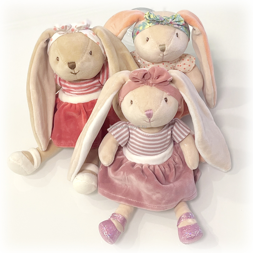  Little Bunny Sisters   , 20  (,  1)