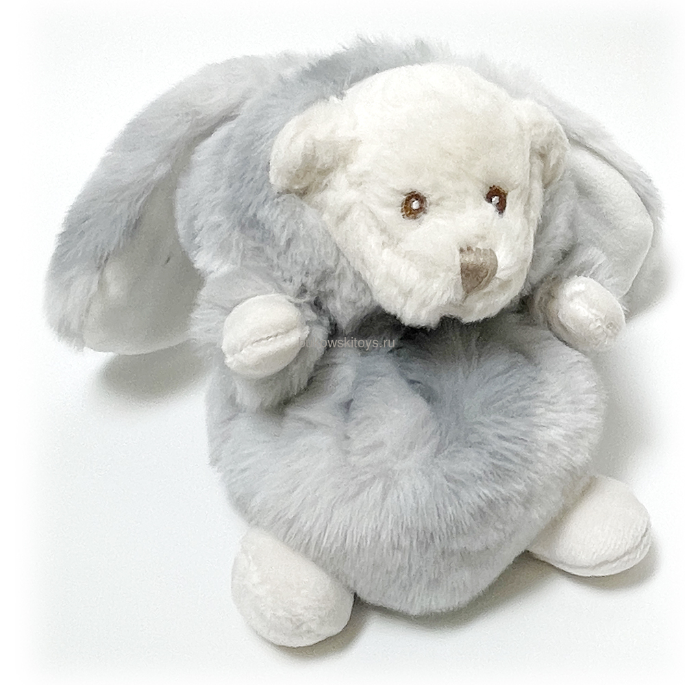 - "Ziggy Winter Rabbit" , 15 (,  1)