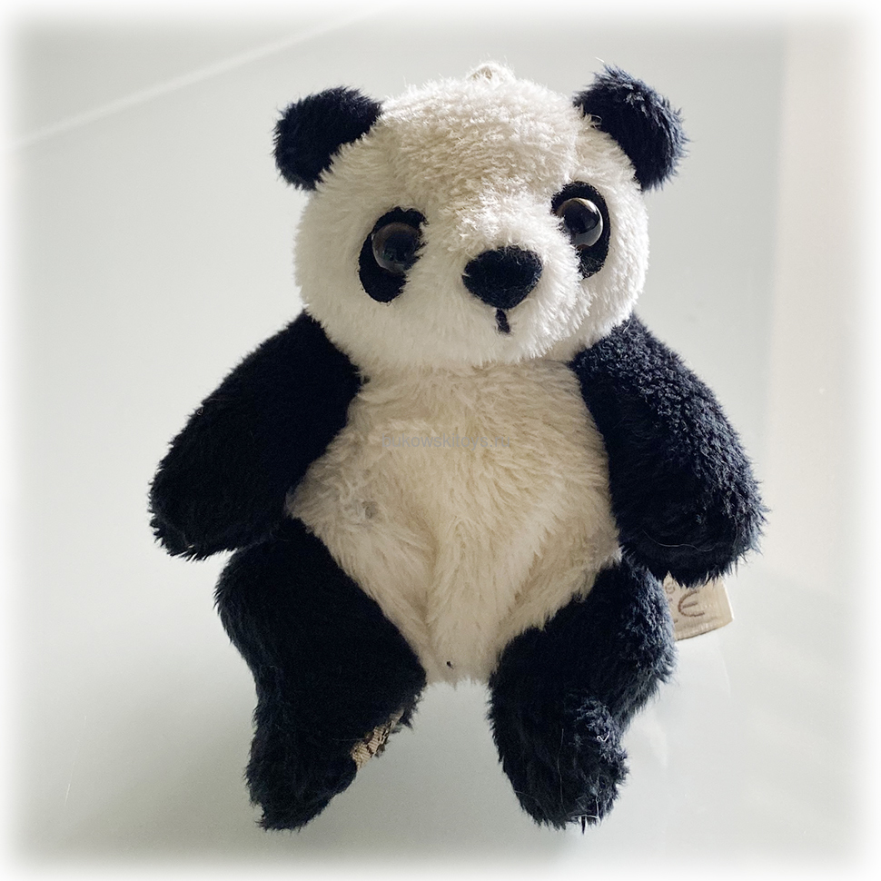 - "Jie Jie", 8 